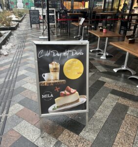 Stoepbord Mila Almere